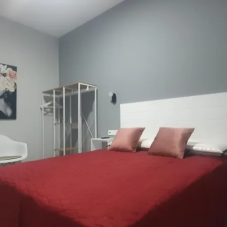 Trece Llaves Jacuzzi Bajo Reserva Lägenhet Mérida