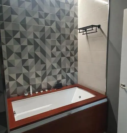 Daire Trece Llaves Jacuzzi Bajo Reserva