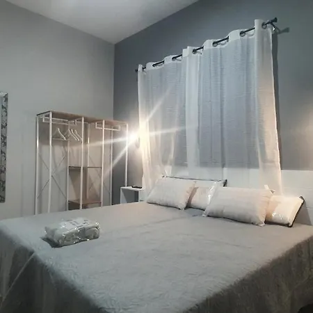 Trece Llaves Jacuzzi Bajo Reserva Lägenhet Mérida