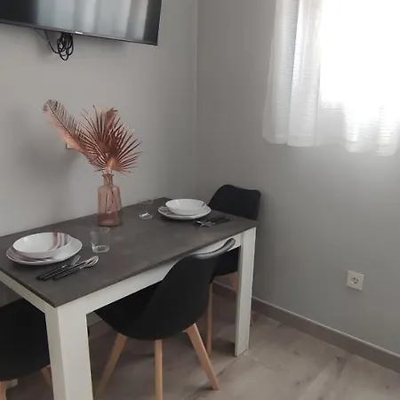 Trece Llaves Jacuzzi Bajo Reserva