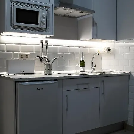 Trece Llaves Jacuzzi Bajo Reserva *