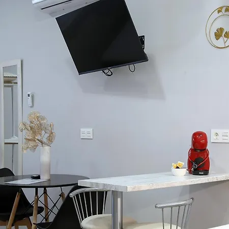 Trece Llaves Jacuzzi Bajo Reserva Lägenhet *