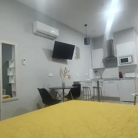 Trece Llaves Jacuzzi Bajo Petición Apartamento