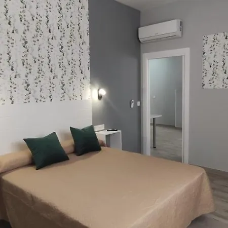 Trece Llaves Jacuzzi Bajo Reserva