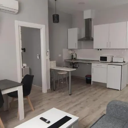 Apartament Trece Llaves