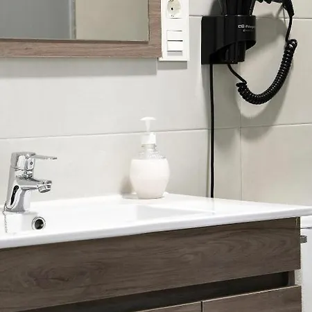 Trece Llaves Apartament *