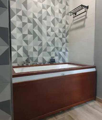 Trece Llaves Jacuzzi Bajo Reserva Lejlighed