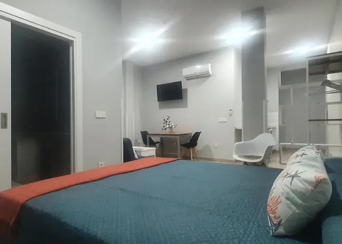 Trece Llaves Jacuzzi Bajo Reserva *