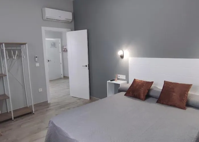 Trece Llaves Jacuzzi Bajo Reserva *