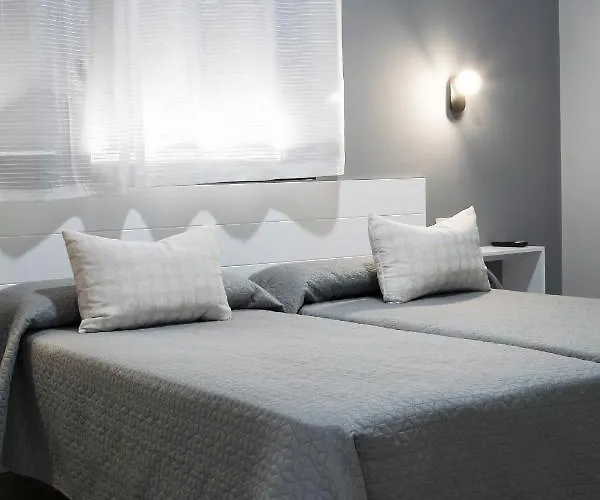 Trece Llaves * מרידה