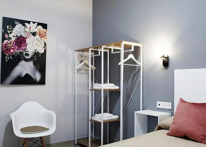 Trece Llaves Jacuzzi Bajo Reserva *