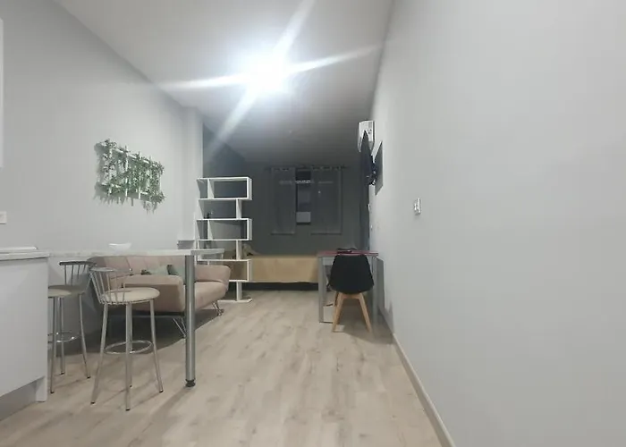 Trece Llaves Jacuzzi Bajo Reserva *